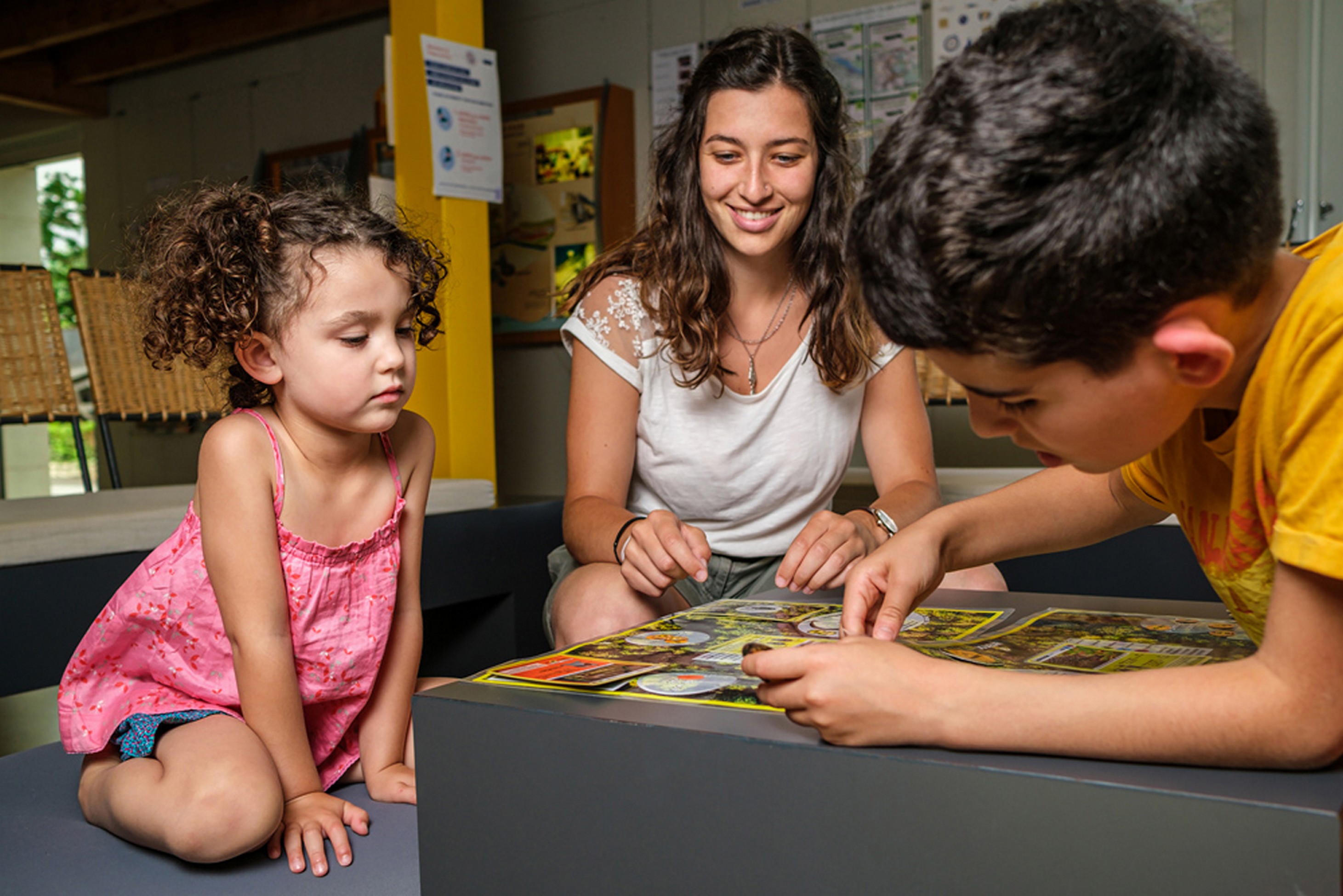 Atelier famille : "les mains dans la terre" - Initiation au modelage Le 22 oct 2024