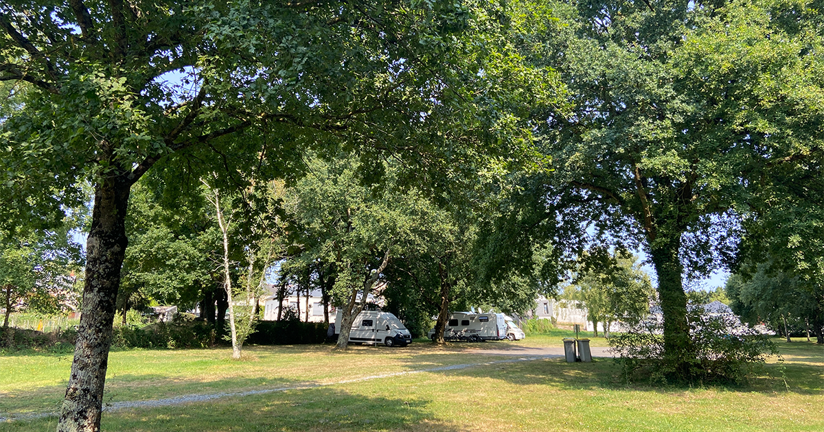 Aire de stationnement des Lavandières à La Meilleraye-de-Bretagne - Rue des Prâteaux 1