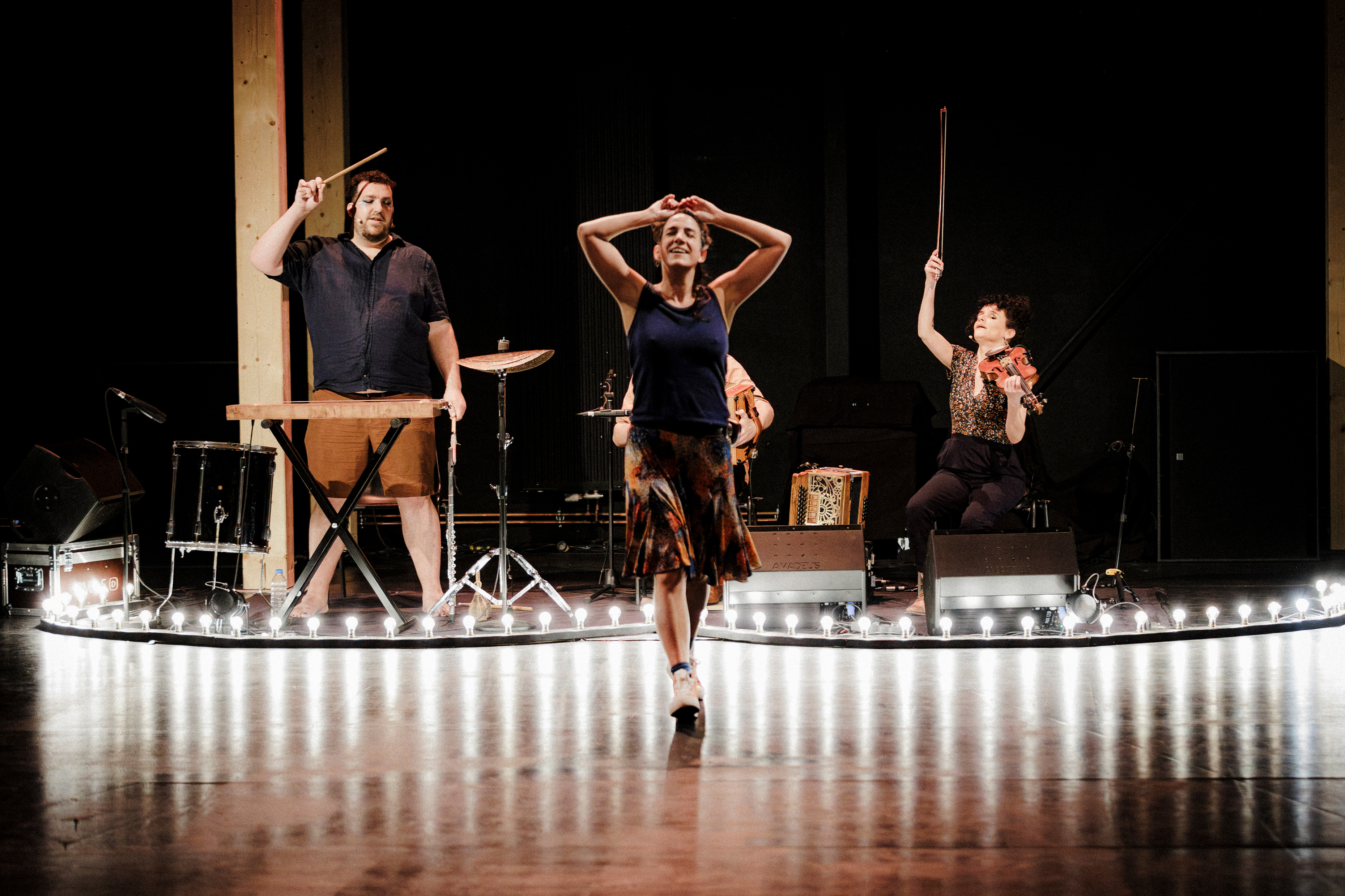 COMMENT ÇA SE DANSE ? – LA D’ÂME DE COMPAGNIE