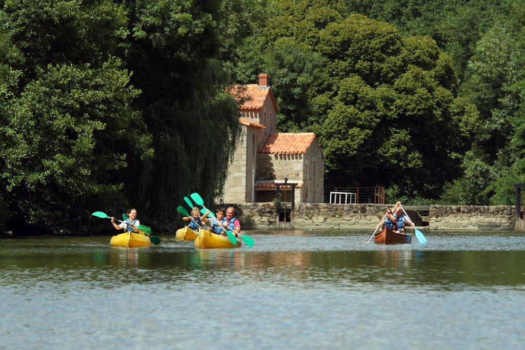 CANOE KAYAK VALLÉE DE POUPET Activités de loisirs Puy du fou Activités de loisirs Vendée