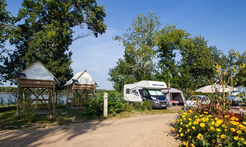 CAMPING L'ISLE VERTE, MONTSOREAU